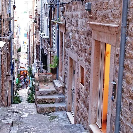 Leora Casa de Férias *